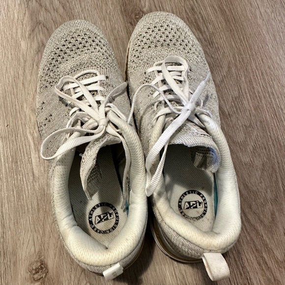 APL TechLoom Pro Running Shoe - Picture 8 of 9